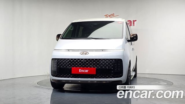 Hyundai Staria 4WD Lounge 9-Seater Prestige - фото 2