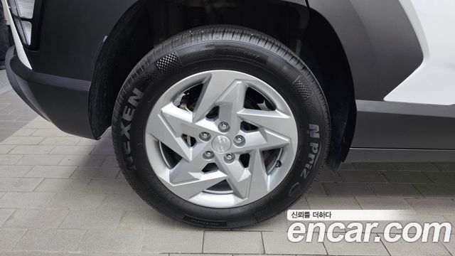 Hyundai Kona SX2, гибрид Premium - фото 3