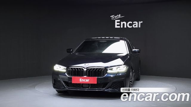 BMW 5-Series G30 520i M Sport - фото 2