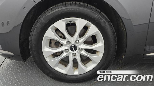 Kia K8 2.5 Gasoline 2WD Noblesse - фото 4