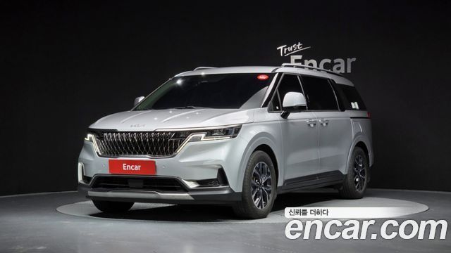 Kia Carnival 4-го поколения 11-Seater Noblesse - фото 0