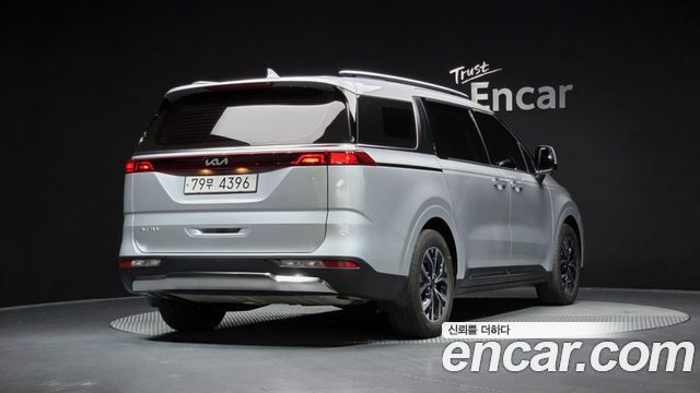 Kia Carnival 4-го поколения 11-Seater Noblesse - фото 1
