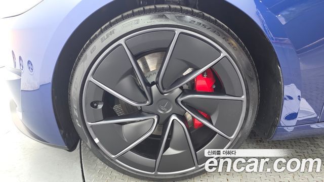 Tesla Model 3 Performance AWD - фото 4
