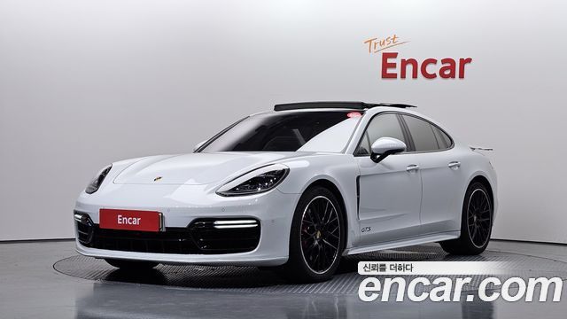 Porsche Panamera 4.0 GTS - фото 0