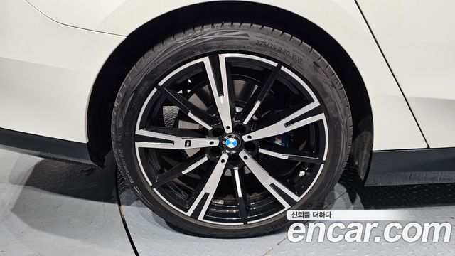 BMW 5-Series G60 530i xDrive M Sport - фото 3