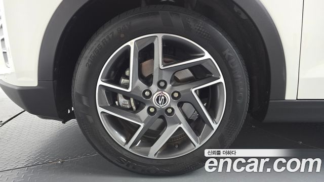 SsangYong Tivoli Gasoline 1.5 2WD V3 - фото 3