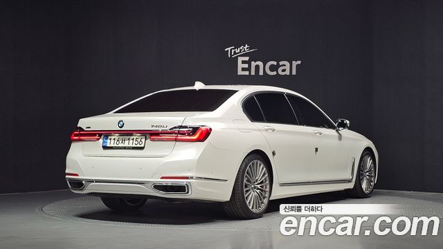 BMW 7-Series G11 740Li xDrive Design Pure Excellence - фото 1
