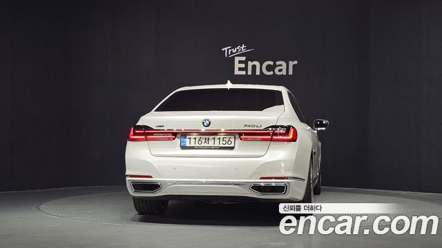 BMW 7-Series G11 740Li xDrive Design Pure Excellence - фото 3