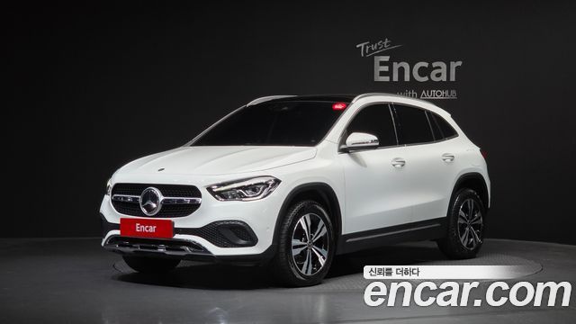 Mercedes-Benz GLA-Class H247 GLA220 - фото 0