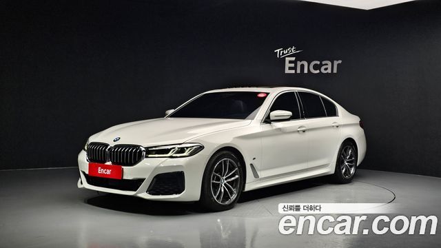 BMW 5-Series G30 523d xDrive M Sport - фото 0