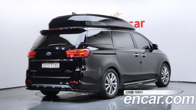 Kia Carnival Новый 9-seater Limousine(Special vehicle) - фото 1