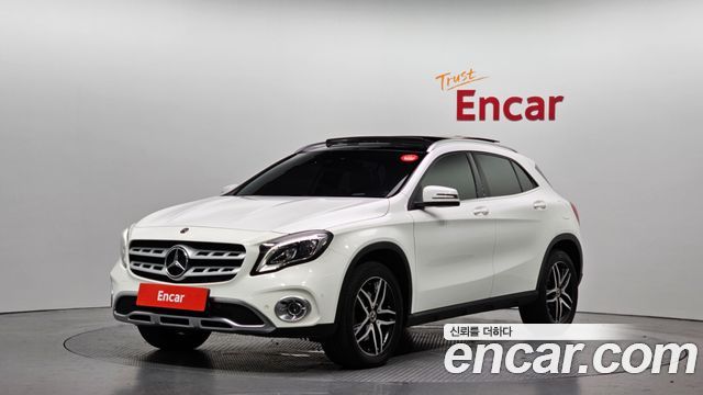 Mercedes-Benz GLA-Class X156 GLA220 Premium - фото 0
