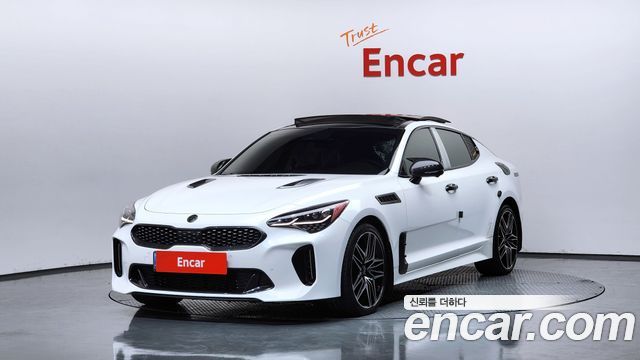 Kia Stinger 2.5 AWD Masters - фото 0