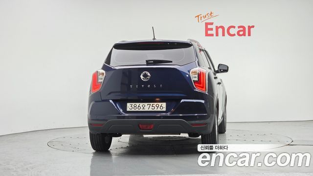 SsangYong Tivoli Gasoline 1.5 2WD V3 - фото 3