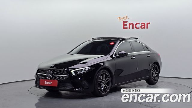 Mercedes-Benz A-Class W177 A220 Sedan - фото 0