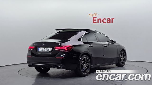 Mercedes-Benz A-Class W177 A220 Sedan - фото 1