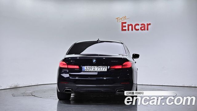 BMW 5-Series G30 530i xDrive M Sport Package - фото 3