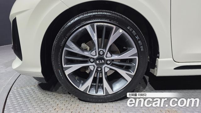 Kia morning JA Signature Edge-UP - фото 4