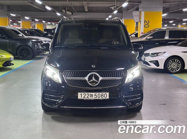 Mercedes-Benz V-Class V300 CDI W447 - фото 1