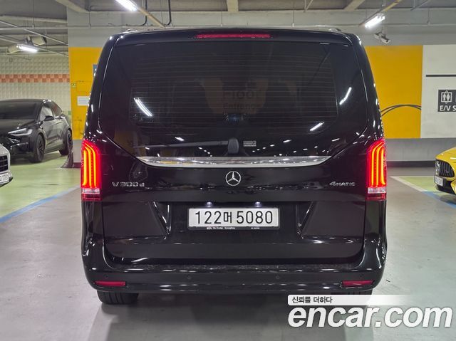 Mercedes-Benz V-Class V300 CDI W447 - фото 2