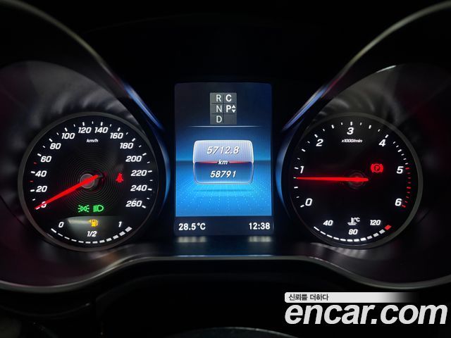 Mercedes-Benz V-Class V300 CDI W447 - фото 4