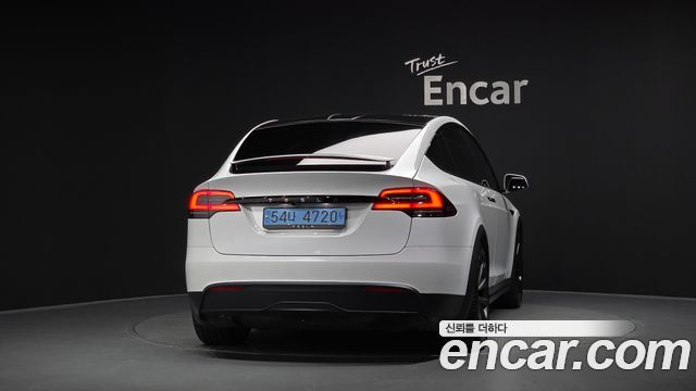 Tesla Model X AWD - фото 3
