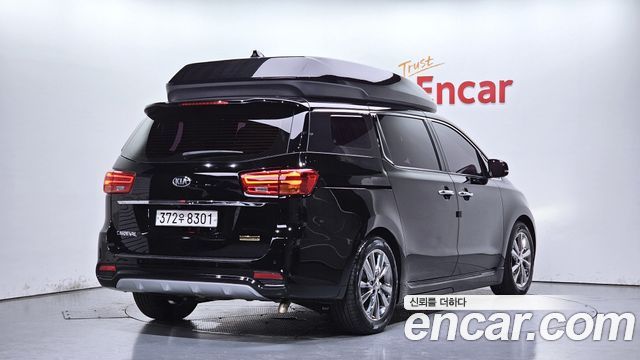 Kia Carnival Новый 7-Seater Hi-Limousine President - фото 1