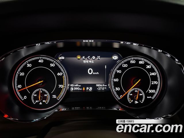 Bentley Bentayga 6.0 W12 - фото 4