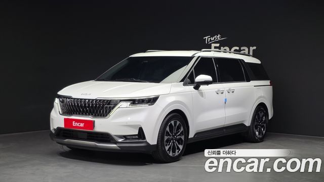 Kia Carnival 4-го поколения 9-Seater Signature - фото 0