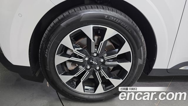 Kia Carnival 4-го поколения 9-Seater Signature - фото 4