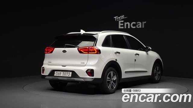 Kia Niro Новый 1.6 HEV Prestige - фото 1