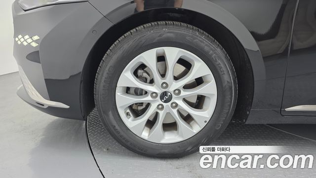 Kia K8 2.5 Gasoline 2WD Noblesse - фото 4