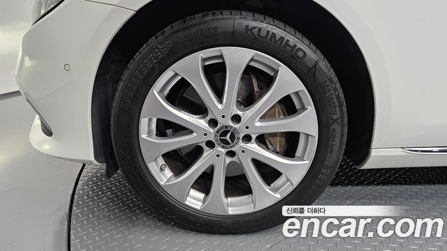 Mercedes-Benz E-Class W213 E300 Exclusive - фото 4