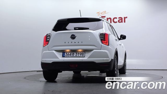 SsangYong Tivoli Gasoline 1.5 2WD V3 - фото 3
