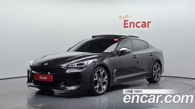 Kia Stinger 2.0 Turbo 2WD Platinum - фото 0