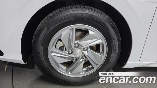 Hyundai Avante Новый CN7 1.6 Smart - фото 4