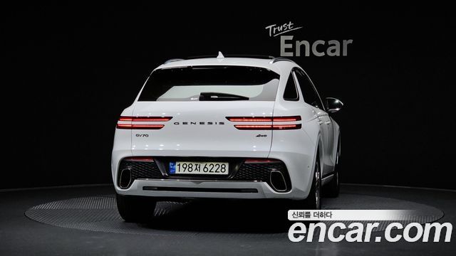 Genesis GV70 2.5T Gasoline AWD - фото 3