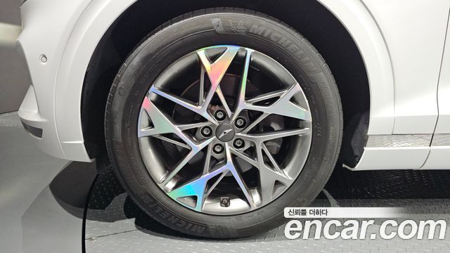 Genesis GV70 2.5T Gasoline AWD - фото 4