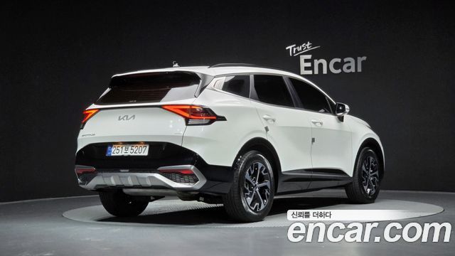 Kia Sportage 5-го поколения, гибрид Signature 4WD - фото 1