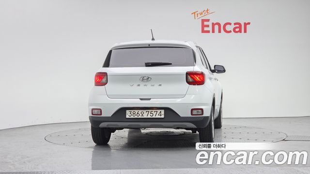 Hyundai Venue 1.6 Smart - фото 3
