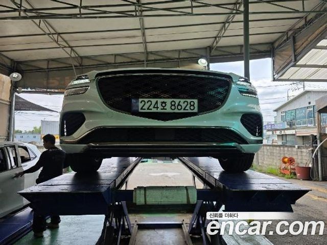 Genesis GV70 2.5T Gasoline 2WD - фото 0
