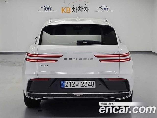 Genesis GV70 2.5T Gasoline 2WD - фото 2