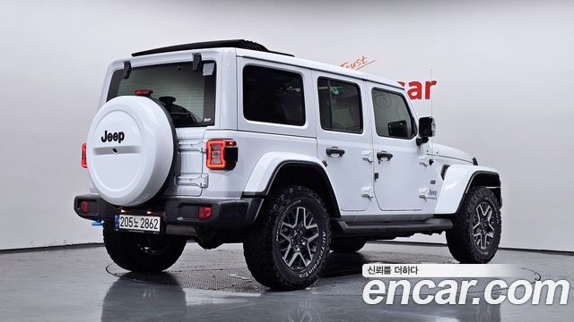 Jeep Wrangler JL 2.0 Overland Power Top 4Door 4xe - фото 1