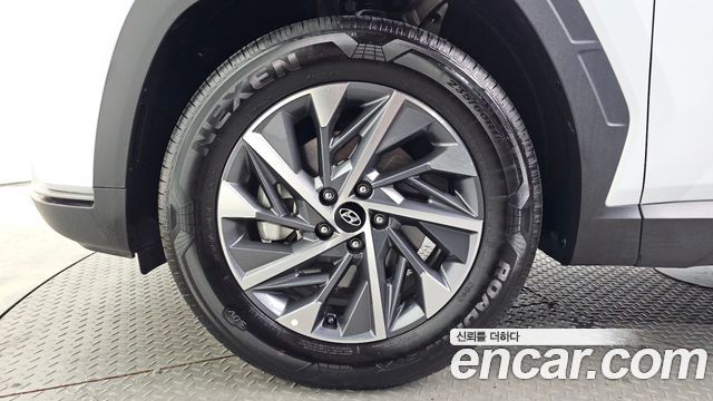 Hyundai Tucson NX4 Gasoline 1.6 Turbo 2WD Premium - фото 4