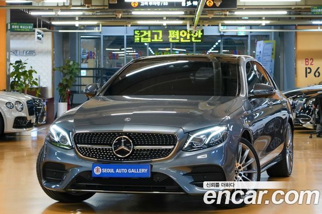 Mercedes-Benz E-Class W213 E350 4MATIC AMG Line - фото 0