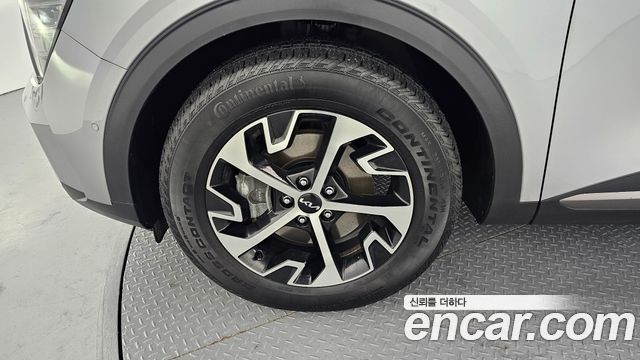 Kia Sportage 5-го поколения, гибрид Signature Gravity 4WD - фото 4