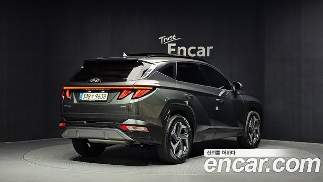Hyundai Tucson NX4 Gasoline 1.6 Turbo 4WD Inspiration - фото 1