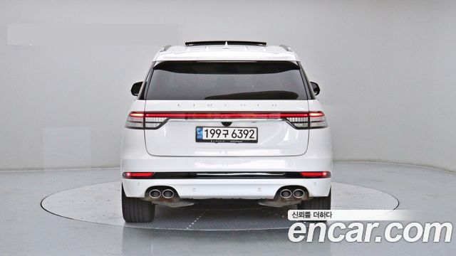 Lincoln Aviator 2-го поколения 3.0 RESERVE JET PACKAGE AWD - фото 3