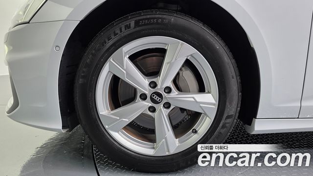 Audi A6 C8 45 TFSI - фото 4