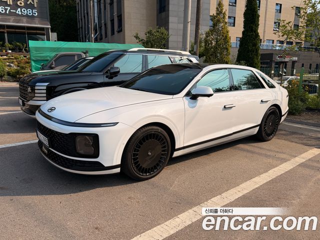 Hyundai Grandeur GN7 2,5 Gasoline 2WD Calligraphy - фото 0